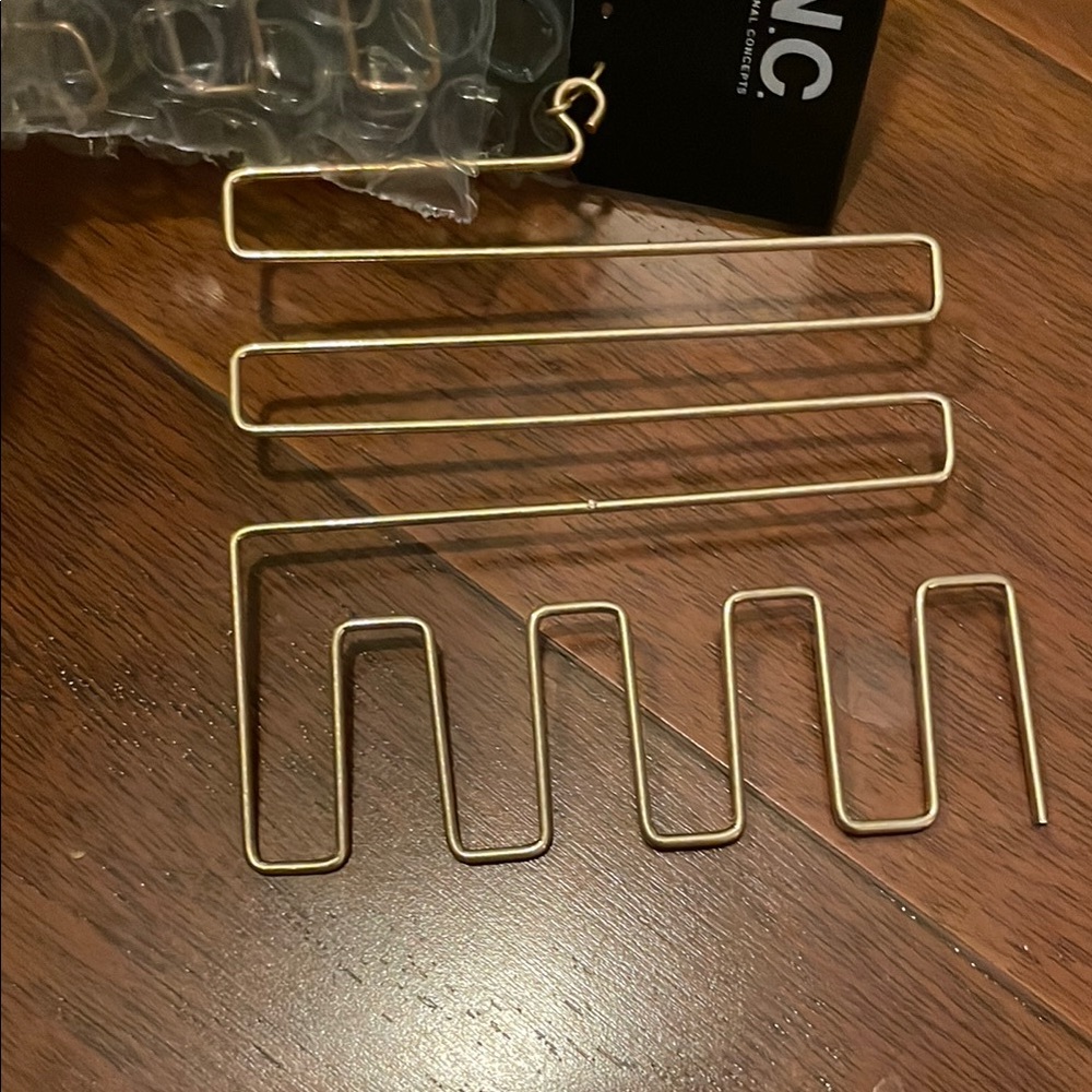 Home By Areeayl Gold Metal Scarf Earrings